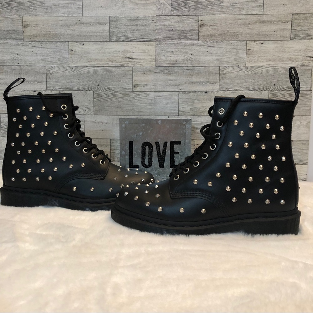 Dr. Martens 1460 Manama NWOT black leather studded combat boot Women 10 | Men 9